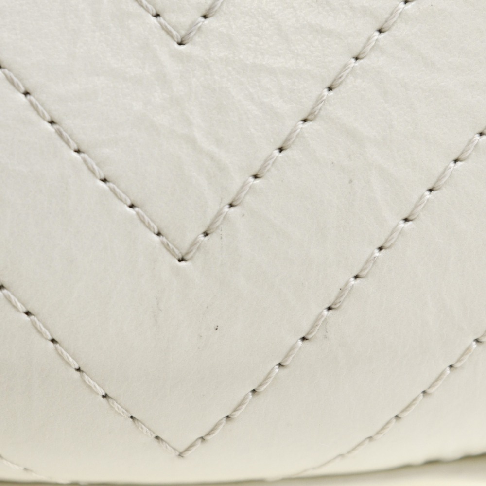 CHANEL Bag - Picture 7 of 11